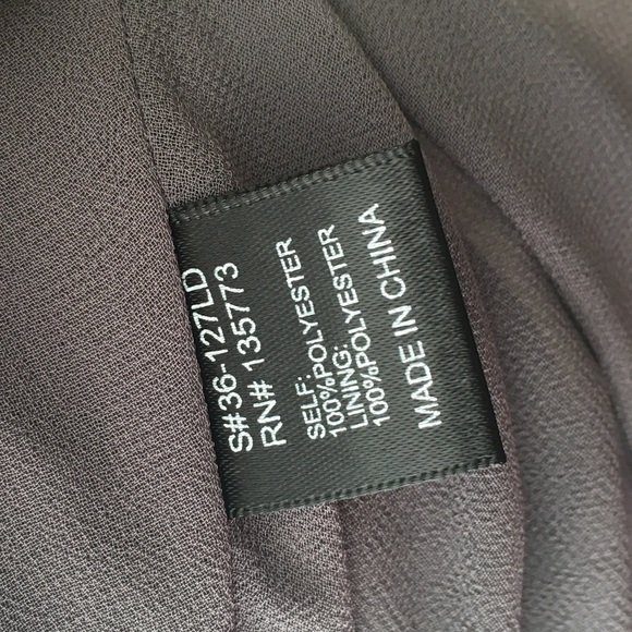 Flirty fun dress! - Picture 4 of 4